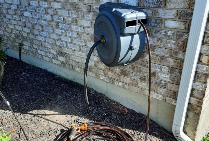 Confirming how useful the garden hose reel