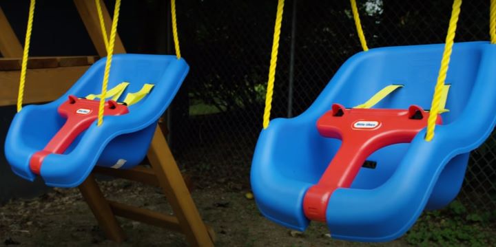 Analyzing the chair of the wooden swing set if it's comfortable and safe to use