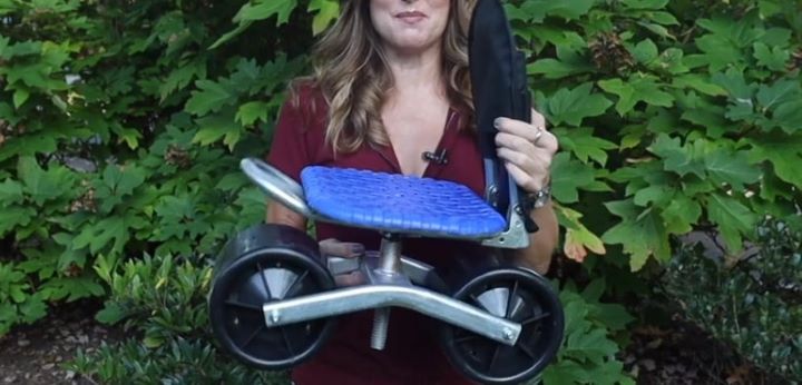 Reviewing the functionalities of the gardening stool  with wheels