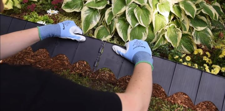 Installing the excellent lawn edgings