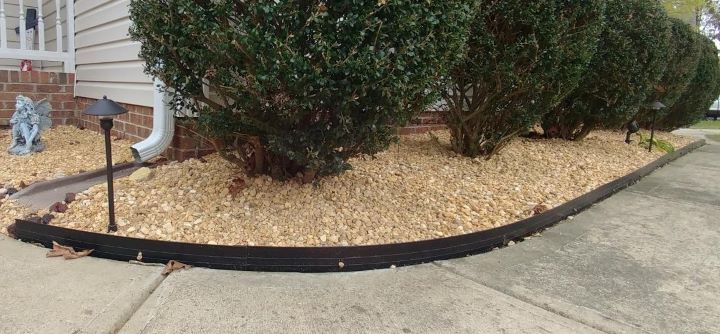 Having the aluminum landscape lawn edging from EasyFlex